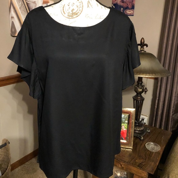 escapada Tops - Escapada Top NWT escapada Tops - Escapada Top NWT